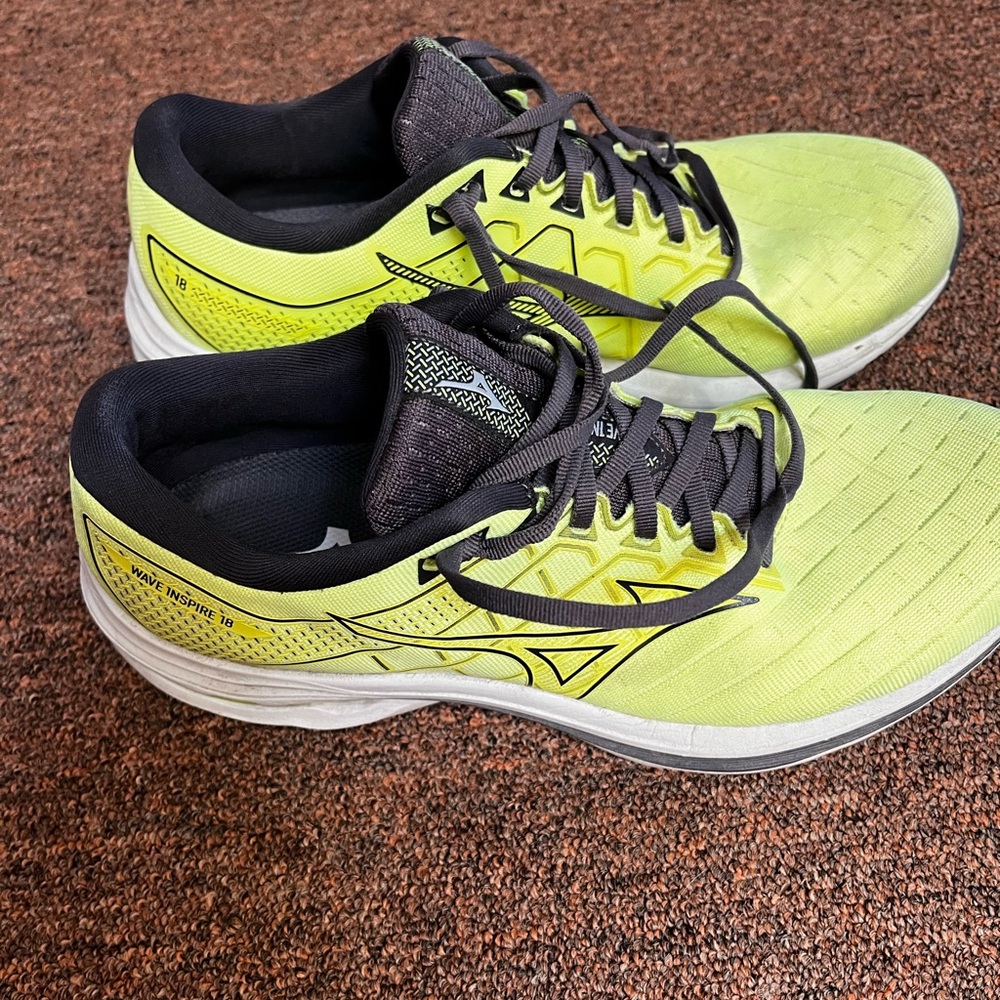 Mizuno Wave Inspire 18